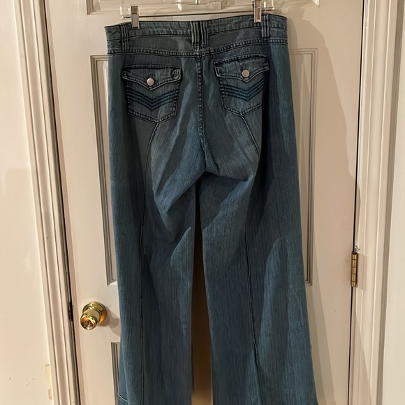 Cache size 12 blue high waist wide leg jeans Trouser style - Picture 6 of 16